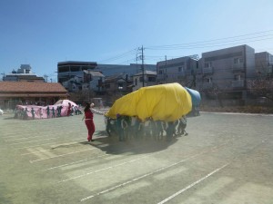 気球黄色