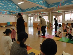 親子電車出発！　ひつじ組