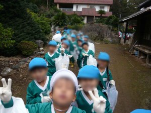 お芋掘り１